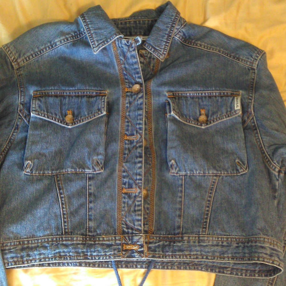 VINTAGE LIKE NEW LADIES CROPPED JEAN JACKET BY EMMANUEL UNGARO GORGEOUS SZ. 2